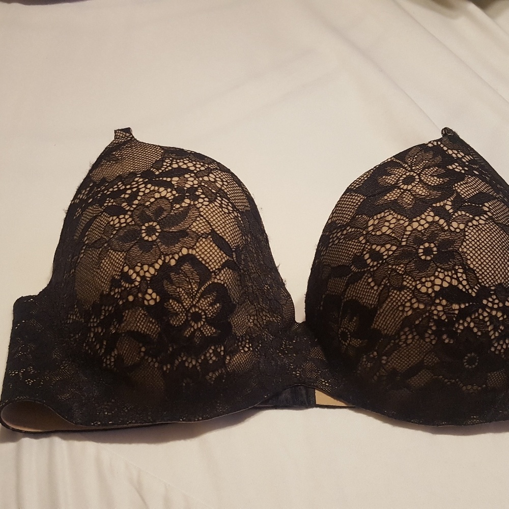 Black lacy Victoria secret bra